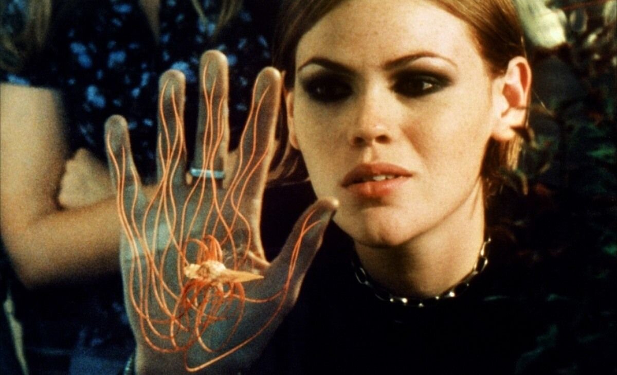 «Факультет» (англ. The Faculty) — американский научно-фантастический, молодёжный фильм ужасов режиссёра Роберта Родригеса.