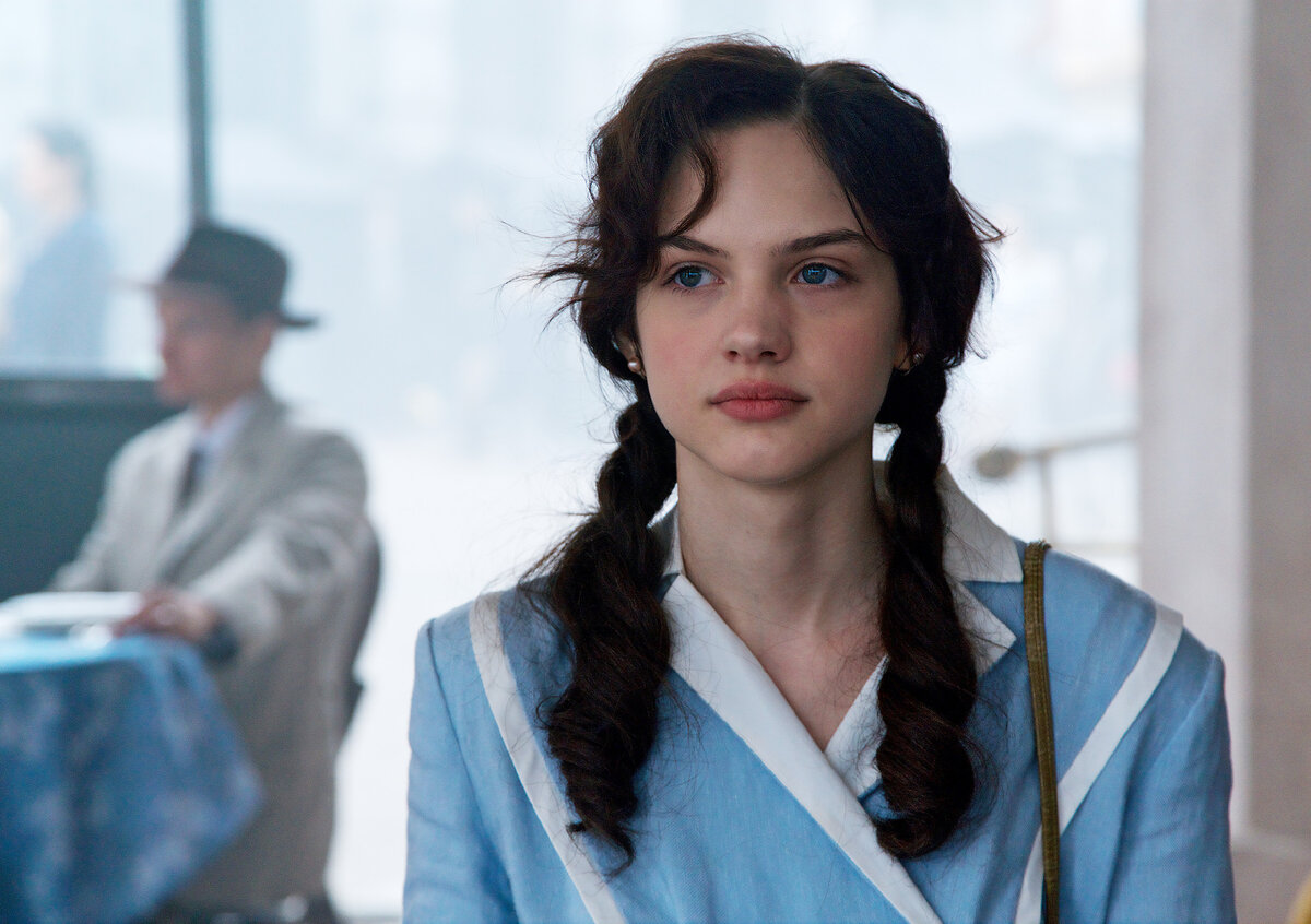 Анна Мишина в роли Лиды. Кадр из сериала