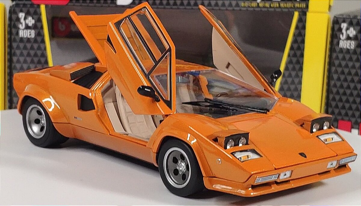 Lamborghini Countach lp400