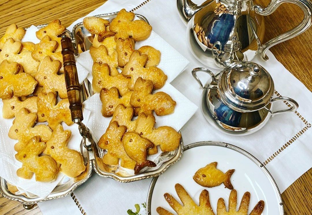     Рецепты звёзд: певица Зара делится рецептом вкуснейшего песочного печенья
