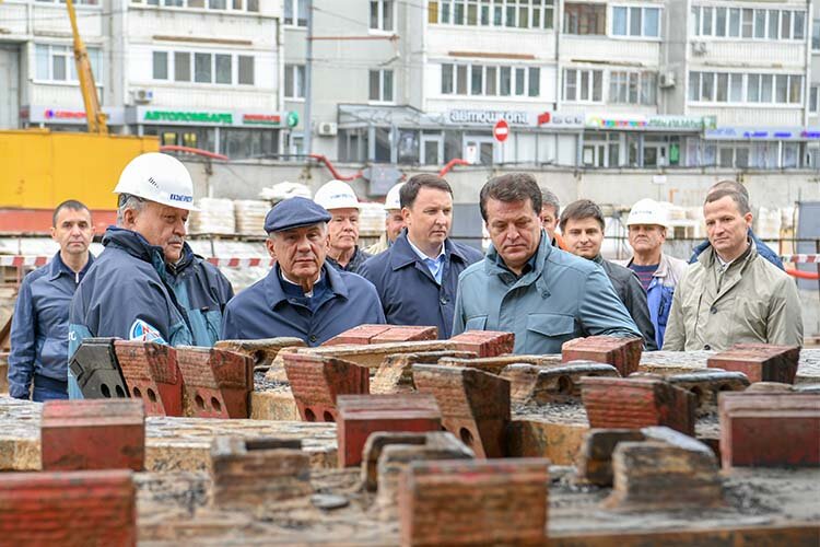    В сентябре первую очередь второй линии осматривал президент РТ Рустам Минниханов. В результате было дано поручение, которое коренным образом меняет взгляд на будущее метро