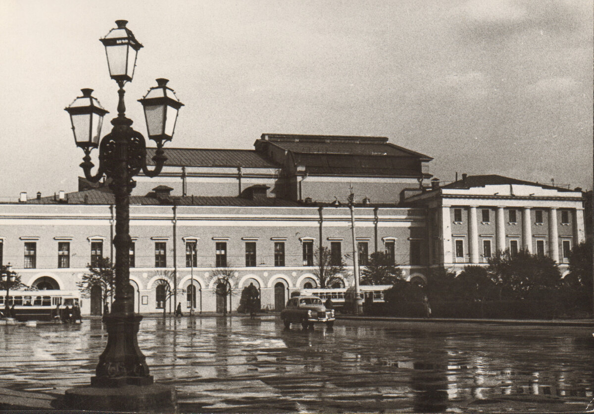 Малый театр москва фото здания