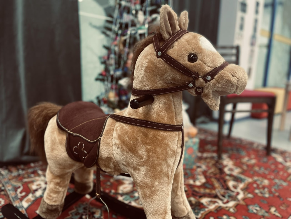    В Новом Уренгое для воспитанников детсада «Виниклюзия» организовали новогоднее путешествие в СССР