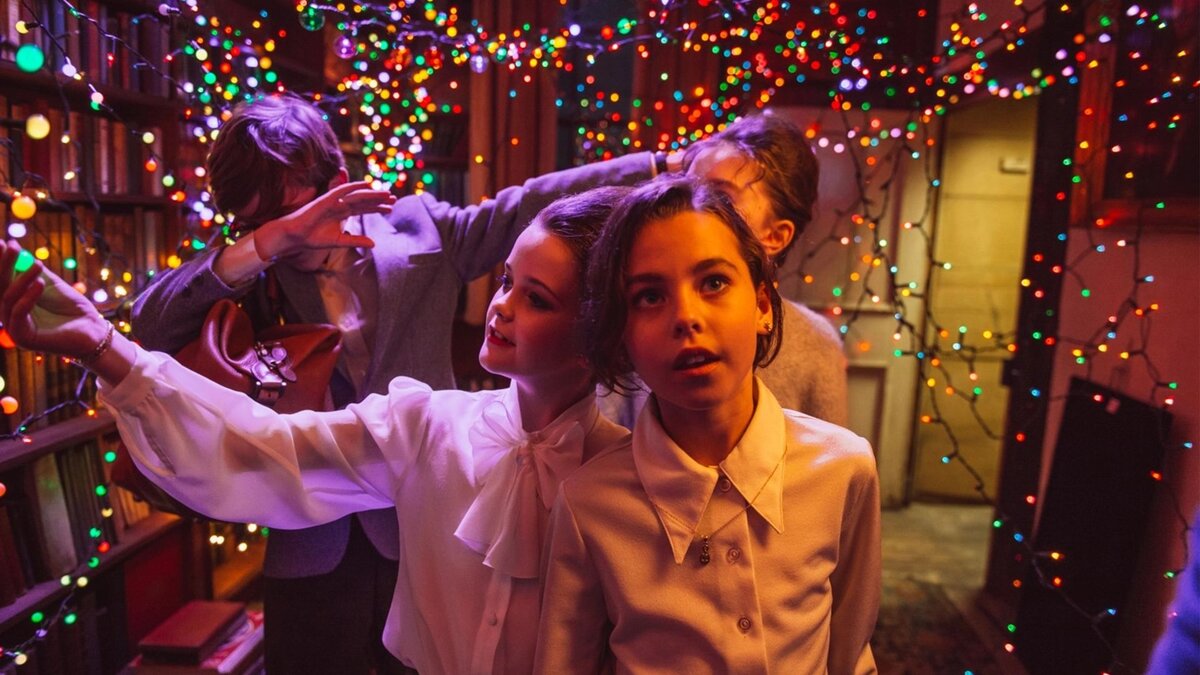    Отпускать ребенка на новогоднюю вечеринку можно только, если к нему есть доверие