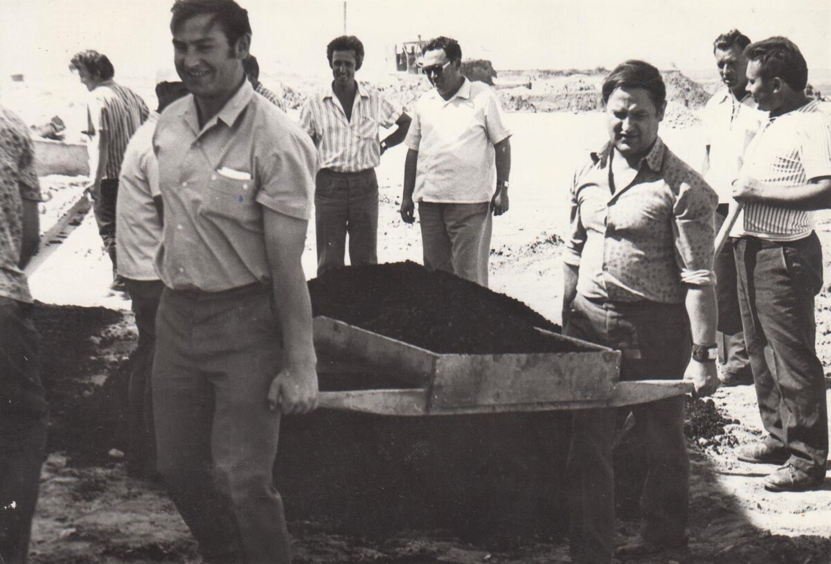 Трест "Мирзачульсовхозстрой". Поселок Пахтакор.