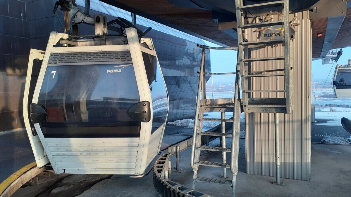     Канатная дорога между Бором и Нижним Новгородом перестала работать утром 7 января. Об этом сообщает автоинформатор.