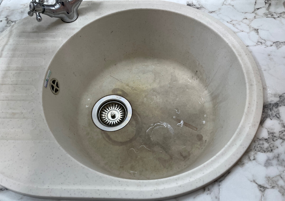 Раковина из камня «GranFest».