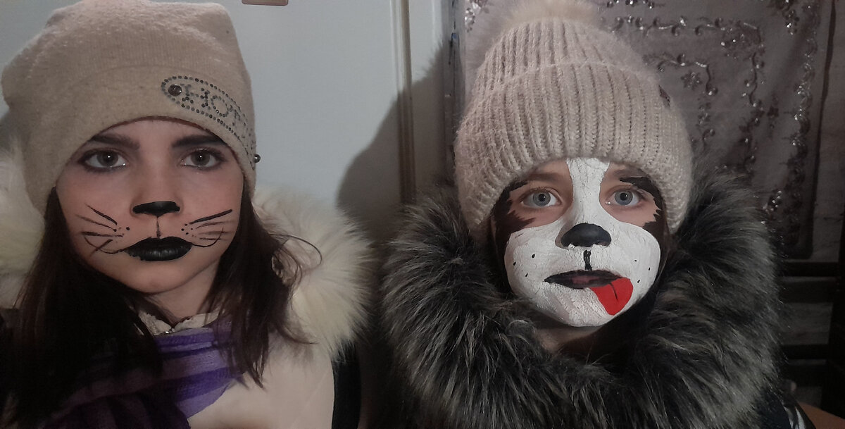 Кошечка и собачка