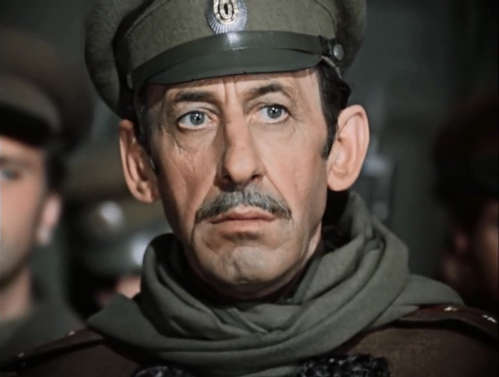 Источник изображения: кадр из фильма «Дни Турбиных». Владимир Басов.