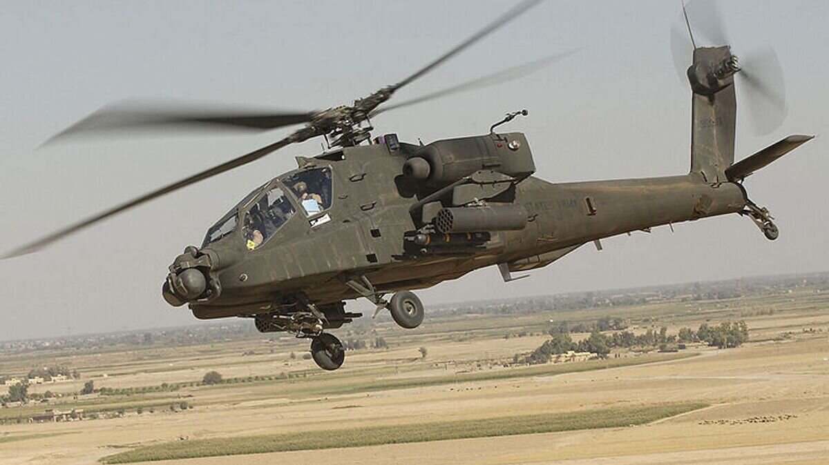    Вертолет модели McDonnell Douglas AH-64 Apache© Фото : Photo Courtesy of U.S. Army