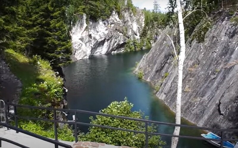 Карелия. Горный парк "Рускеала". Мраморный каньон. Фото автора