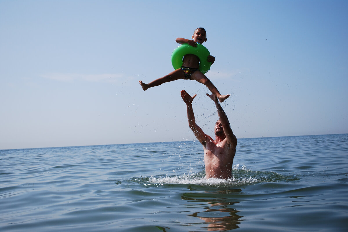 На чемпионате по "Паратлону". Азовское море, где-то недалеко от Новопетровки. 2013 г.