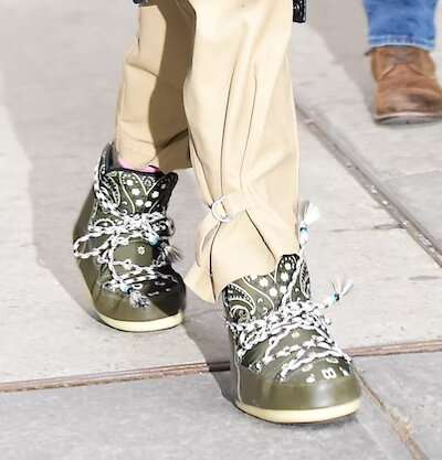 Лунные ботинки Джиджи Хадид подтвердили ее любовь к "уродливой" обуви