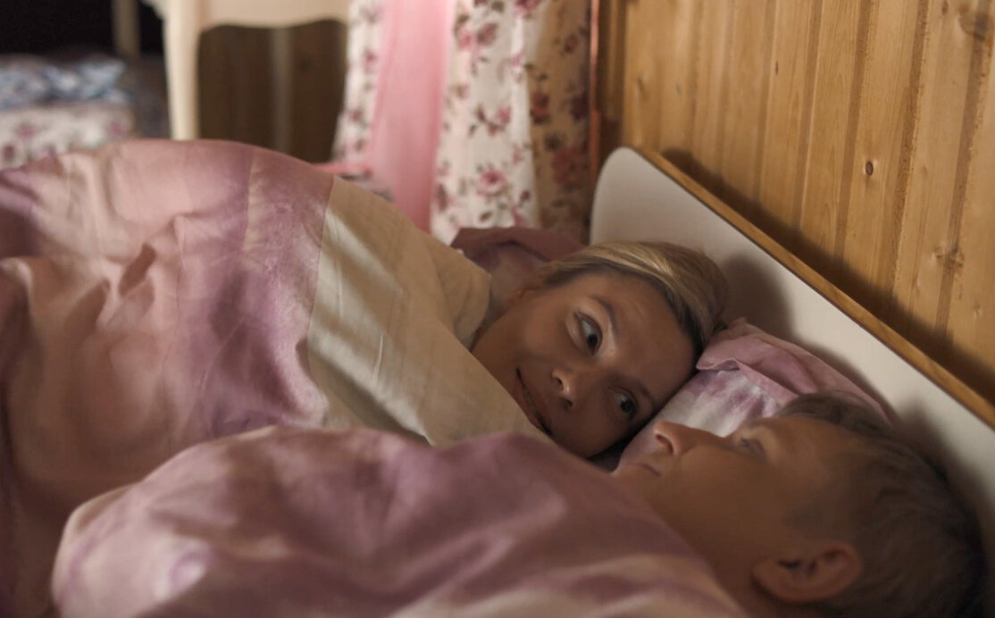 Так выглядит счастье главных героев в начале фильма