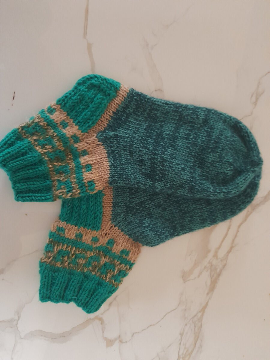 Применение остатков пряжи😊