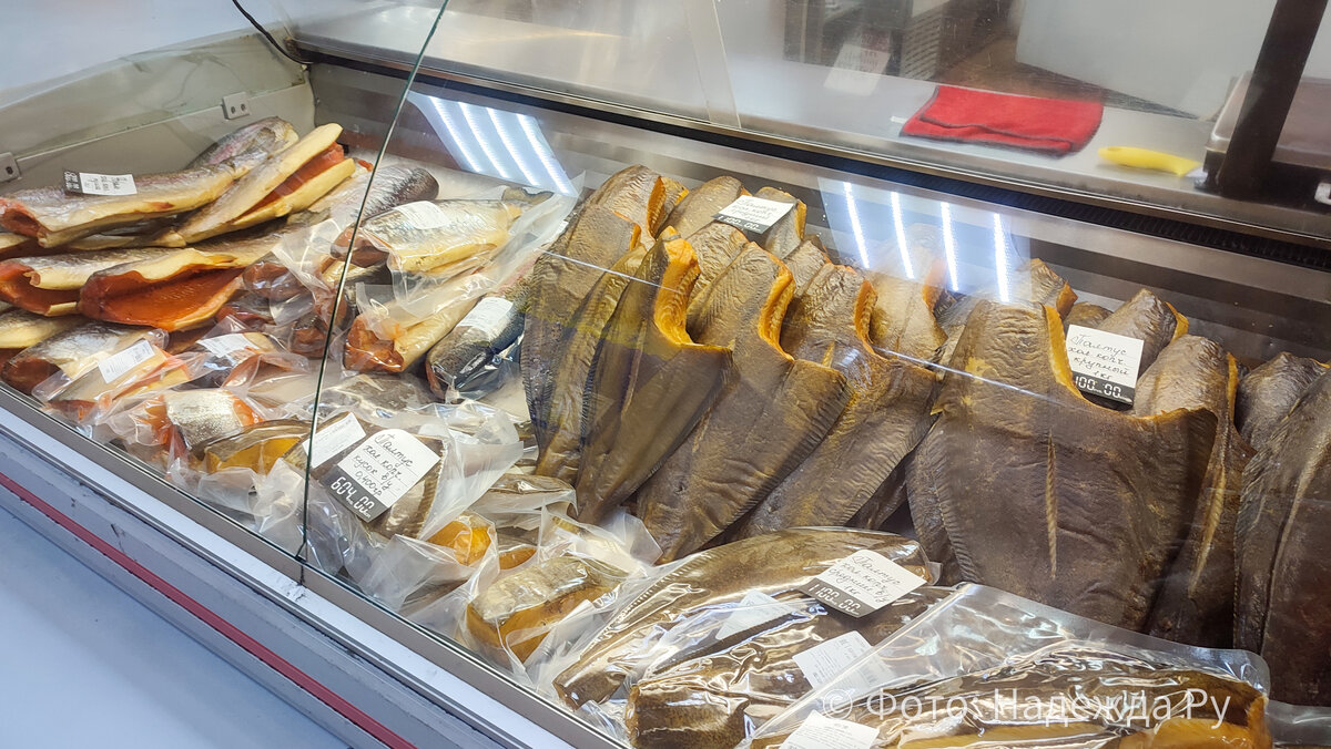 Магазин г. Мурманска, ул.Воровского, 2/11