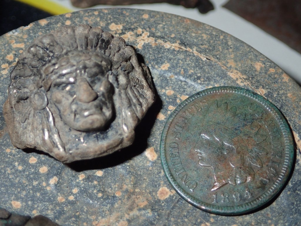 Нашел Kurios1 у церкви 1843 года