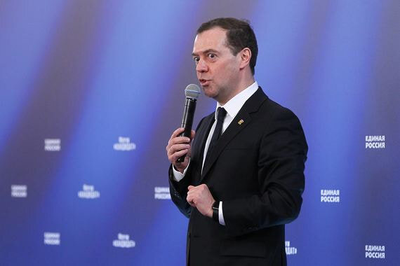  Если Дмитрий Медведев сохранит пост, ему придется делать неприятные заявленияЕвгений Разумный / Ведомости