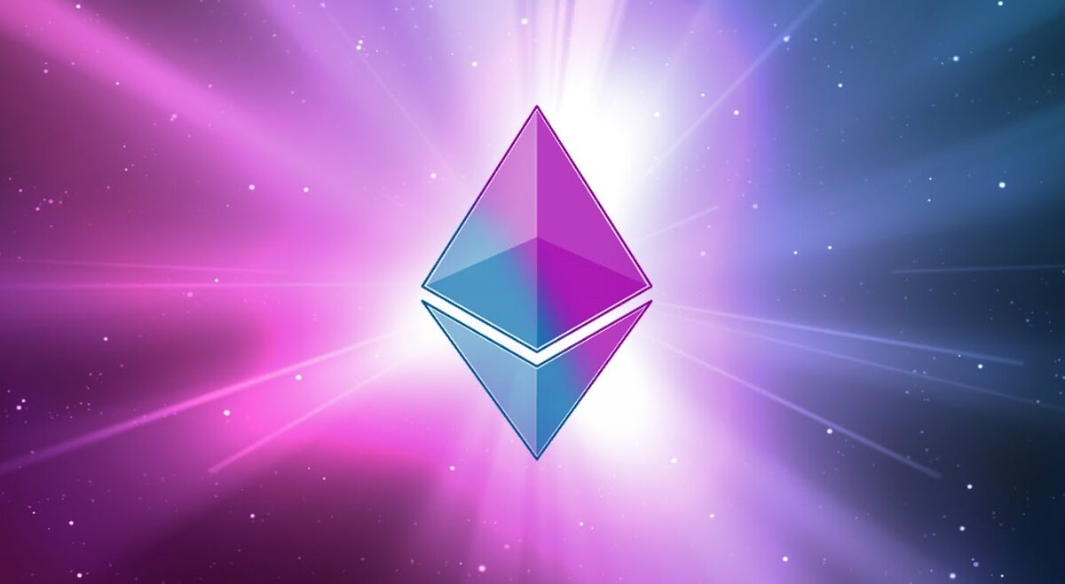 В конце февраля 2018 года сводная группа экспертов предупреждала, что более 34 000 смарт-контрактов Ethereum имеют потенциальные проблемы и уязвимости, о которых владельцы контрактов даже не подозревают. На этой неделе словам экспертов нашлось новое подтверждение: стало известно о баге в смарт-контракте Ethereum, принадлежащем крупной криптовалютной бирже Coinbase.
Проблему еще в декабре 2017 года обнаружили специалисты голландской фирмы VI Company. Теперь, когда уязвимость устранили, а компания получила 10 000 долларов награды и «зеленый свет» на раскрытие данных, исследователи опубликовали в блоге подробный рассказ о своей «находке».
Специалисты пишут, что баг в смарт-контракте, который использовался для распределения средств между несколькими кошельками, позволял пользователям зачислять на свой балланс на бирже неограниченное количество криптовалюты Ethereum.
Хотя проблему обнаружили еще 27 декабря 2017 года, уязвимость была устранена окончательно только 26 января 2018 года. В своем отчете специалисты VI Company подчеркивают, что анализ проблемы показал, что воспользоваться уязвимостью никто не успел.