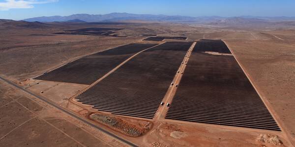 Солнечная/фотоэлектрическая электростанция 