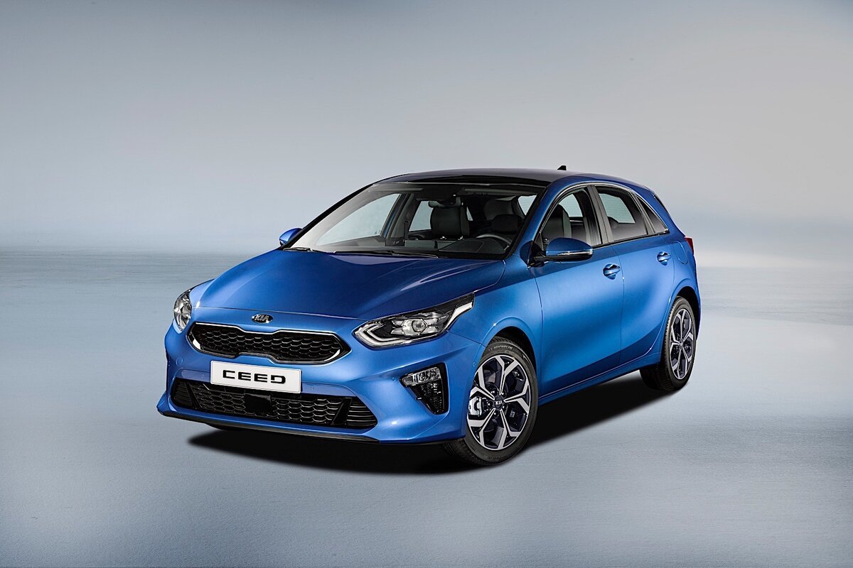 Поговаривают, что  новый Kia Ceed  это "витрина лучших европейских технологий".  Турбированные двигатели, роботизированная коробка передач,  в купе с  новой внешностью? Сегодня мы разберемся, чего еще не хватает в этом списке. 