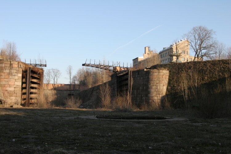 Петровский док в Кронштадте.