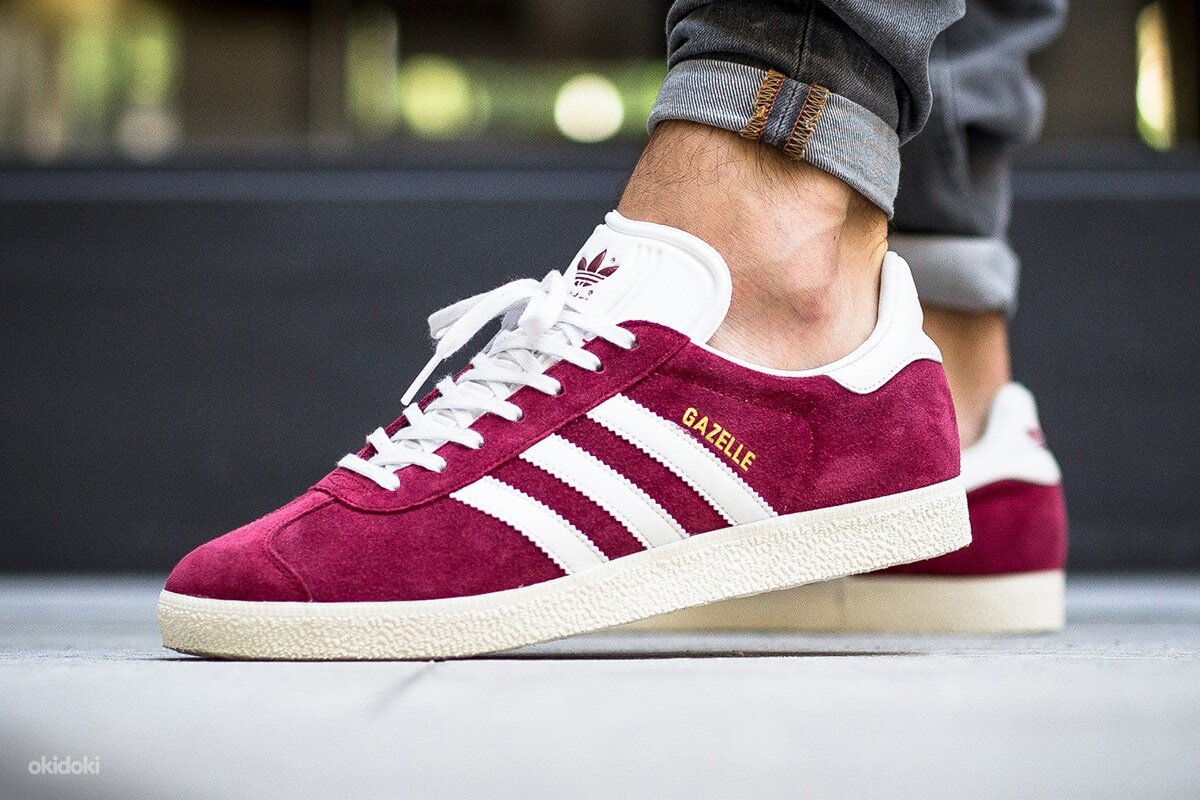 10 ADIDAS Clean Back