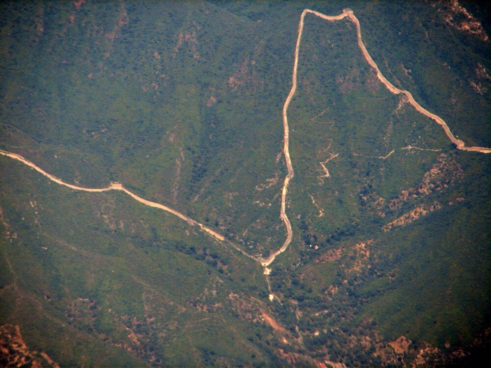 вид на стену со спутника