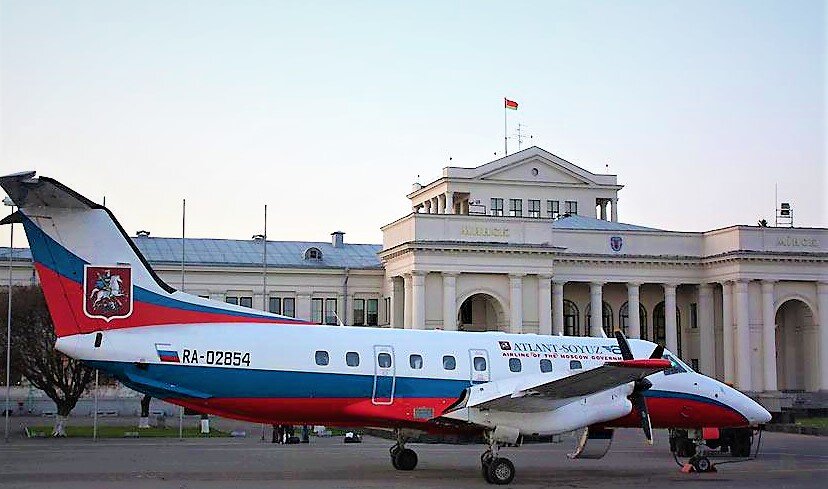 Минск 1. Аэропорт Минск-1. Минский аэропорт старый. Аэропорт Минск-1 СССР. Первый Минский аэровокзал.