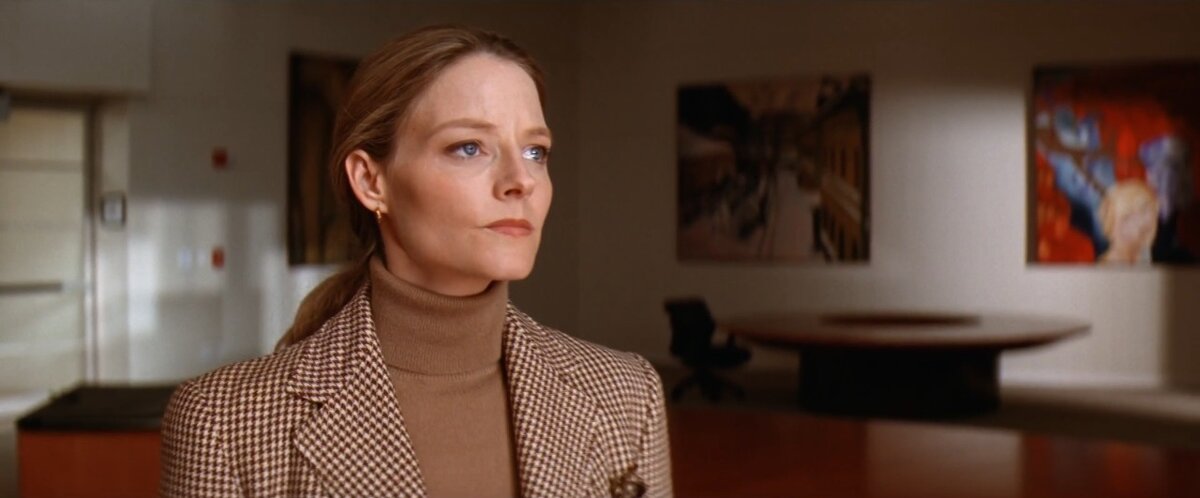 Элли очень трудно, но у нее есть Мечта. И упорная женщина сквозь все преграды идет к ней