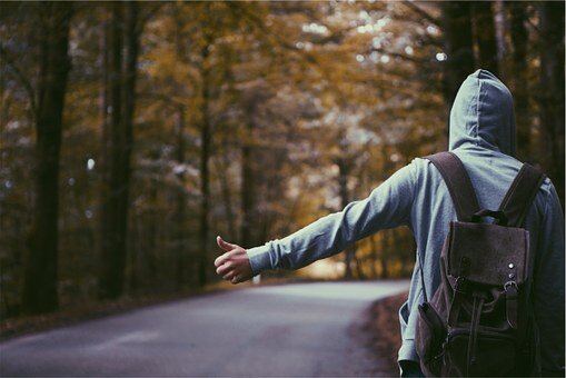 https://cdn.pixabay.com/photo/2015/03/26/10/34/hitchhiker-691581__340.jpg