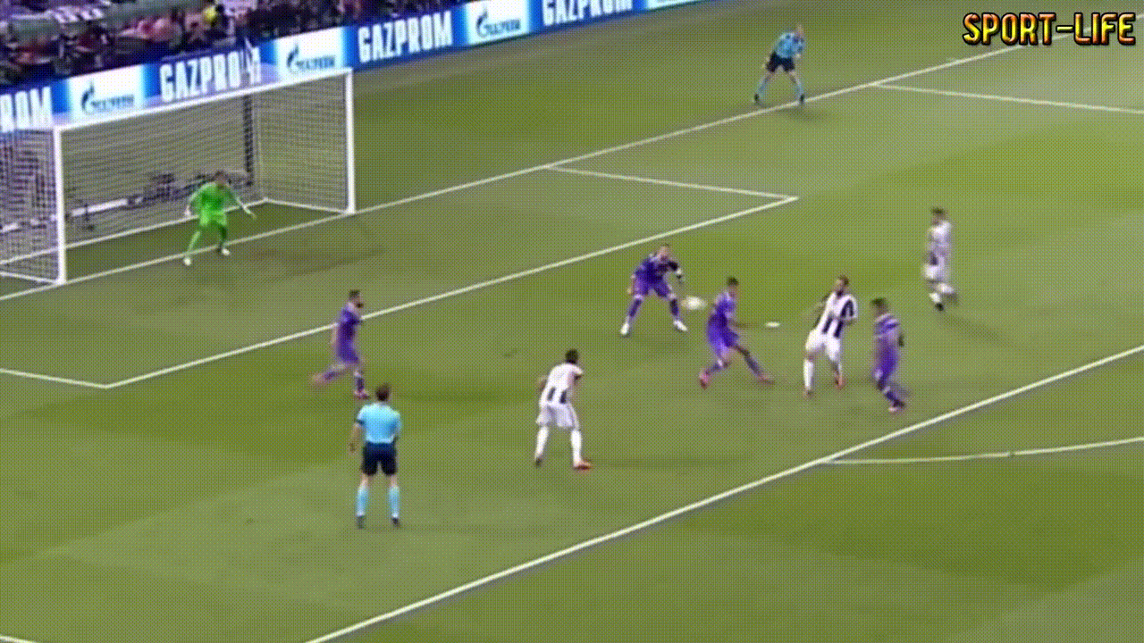 1:1. Марио Манджукич. 27 минута.