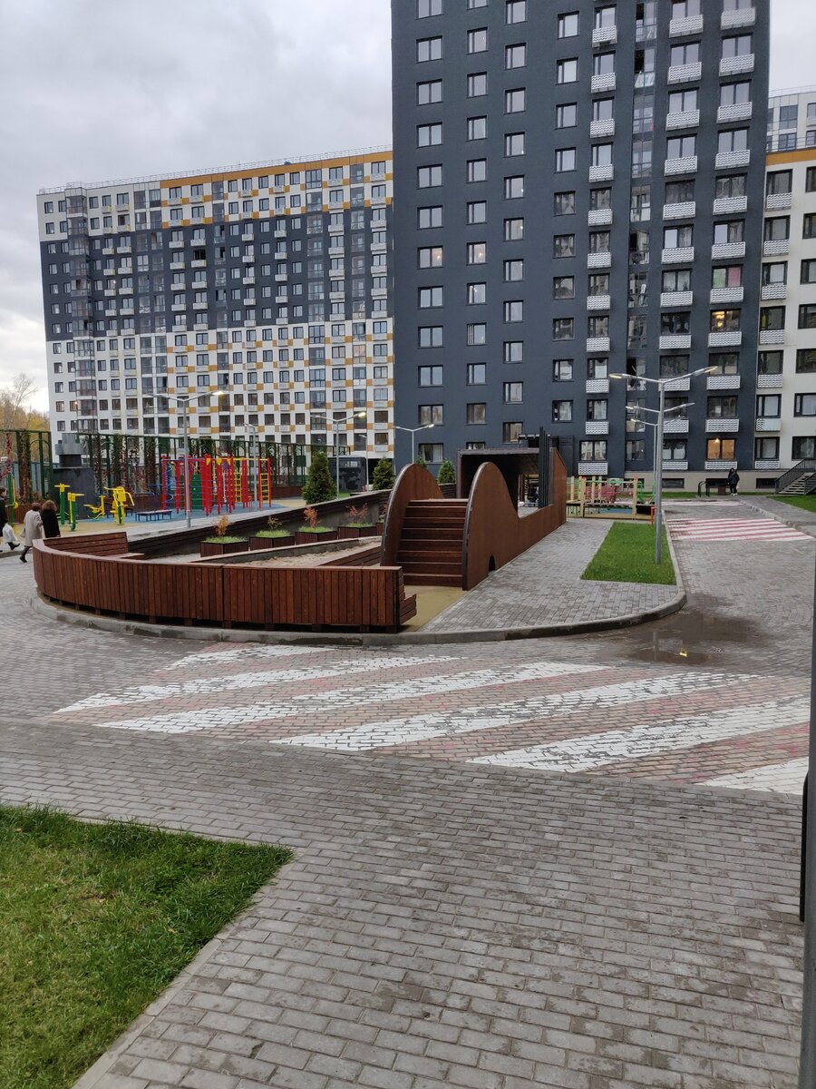 красивые дворы научились многие застройщики