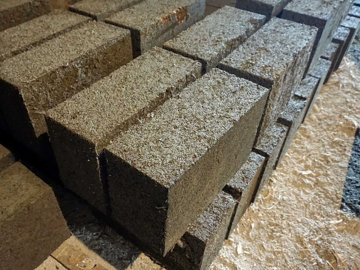 Арболитовый блок.