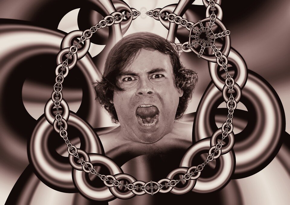 https://cdn.pixabay.com/photo/2014/09/02/11/25/chains-433538_960_720.jpg