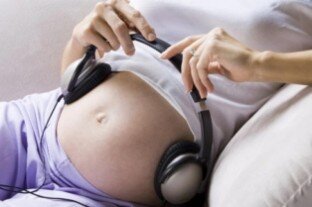 Слушали классическую музыку в беременность?