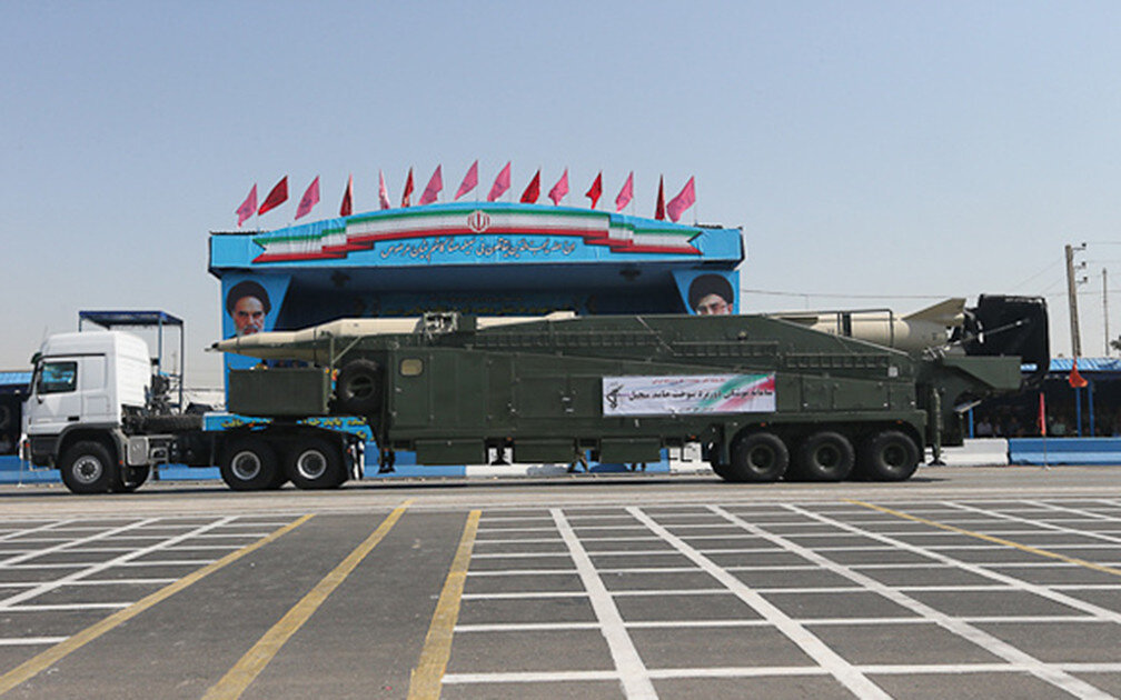 Военный парад в Иране. Та самая ракета вроде как была там... 