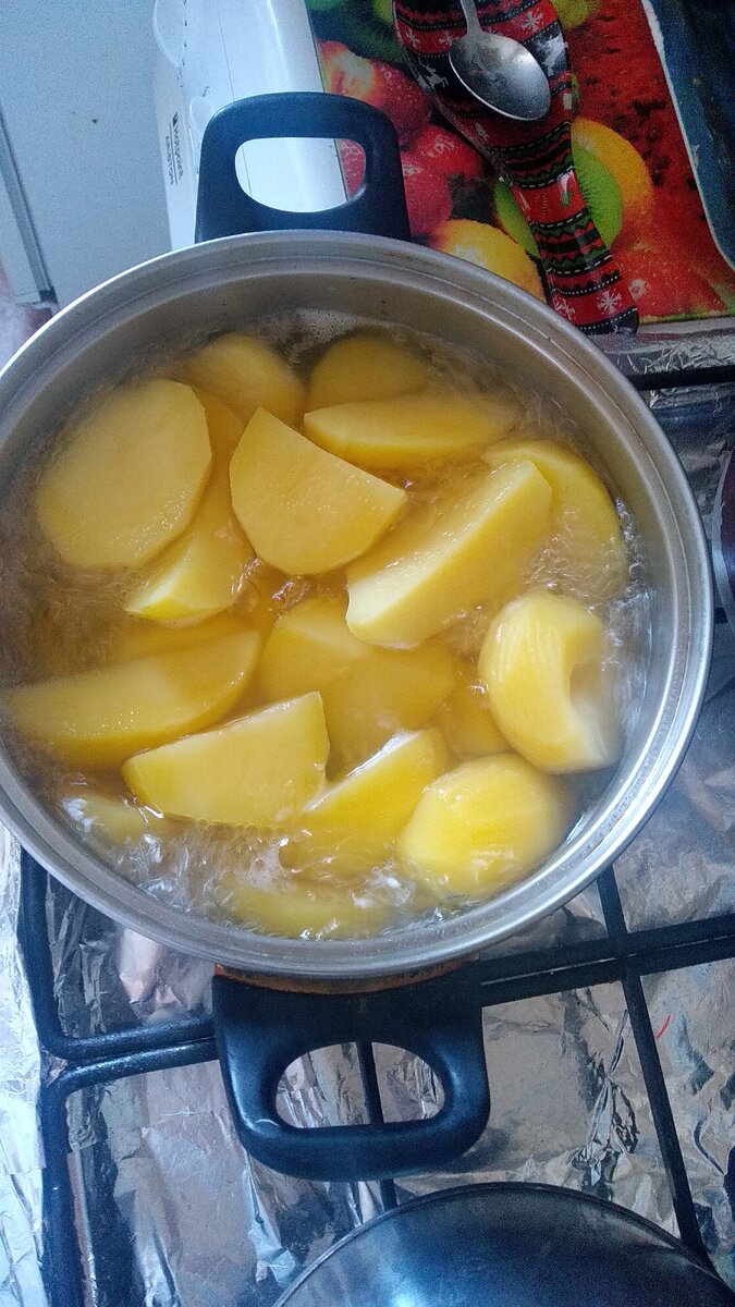 Варим картошку