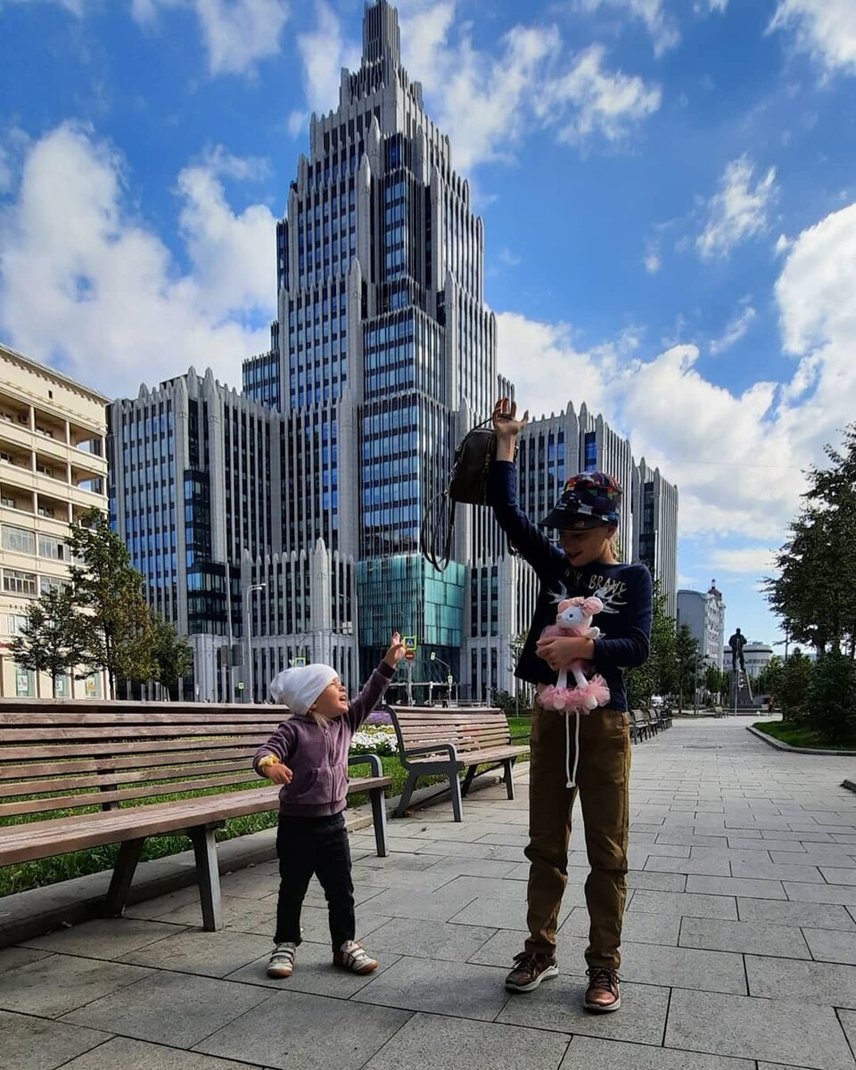 Кто за переезд в Москву? 