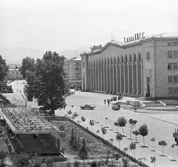 Кировабад. Кировабад 1988. Кировабад город СССР. 1995 Кировабад Гянджа троллейбус. Кировабад Азербайджанская ССР.