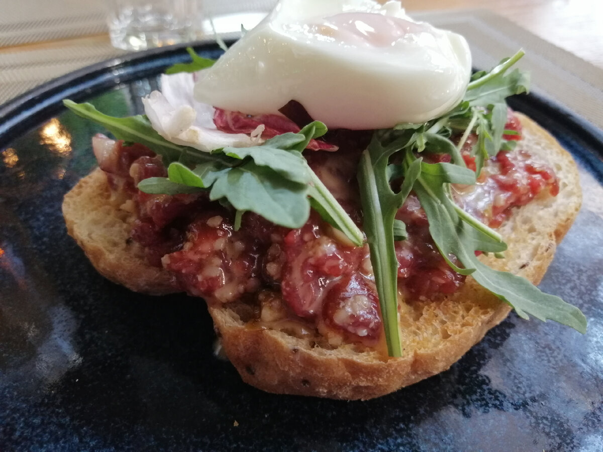 В рецепте нет ничего сложного, главное чтобы было самое свежее мясо.