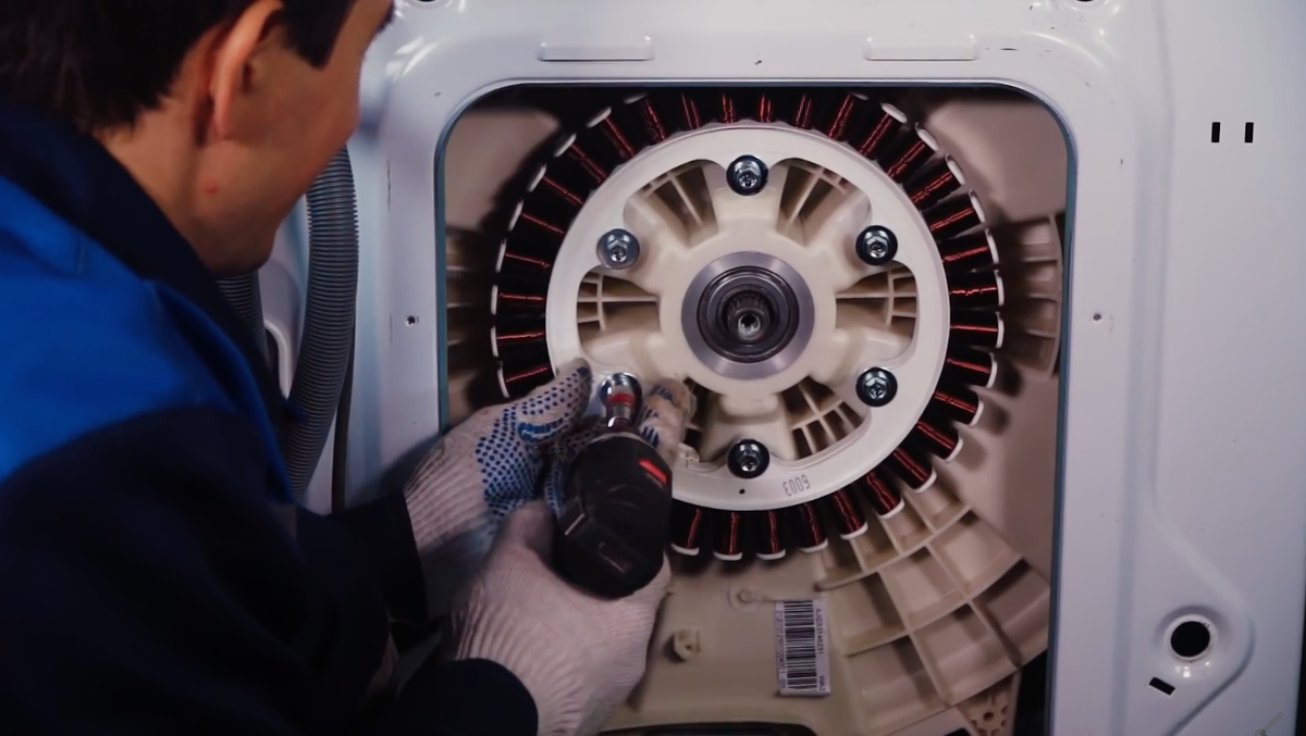 Инверторный двигатель и система прямого привода