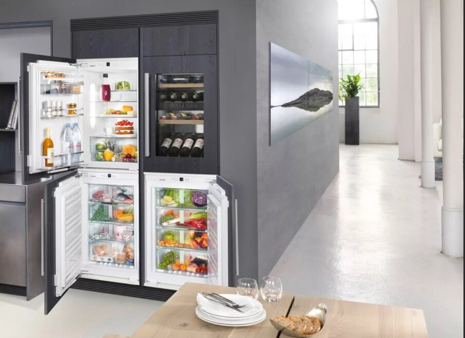 Морозильные камеры совершенно не обязаны выглядеть "заросшими" льдом. Источник: Яндекс.Маркет