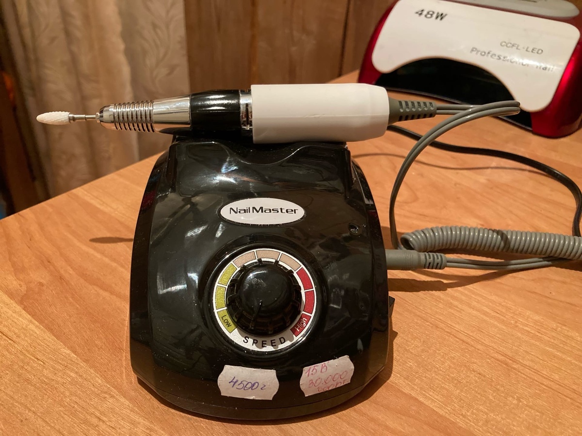 Маникюрный аппарат за 1200 рублей с Авито.