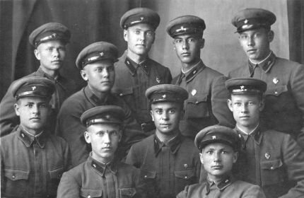 Саратовское танковое училище 1941.