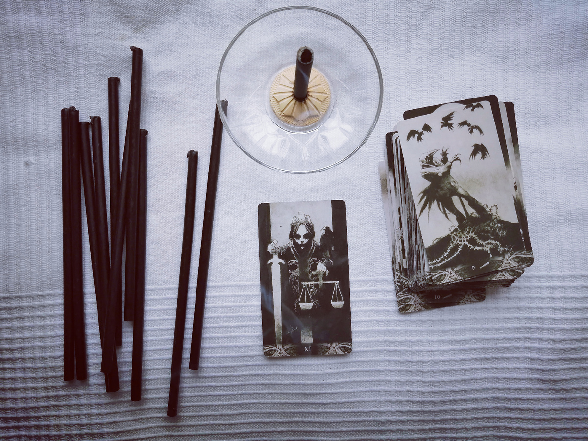 Murder of Crows Tarot