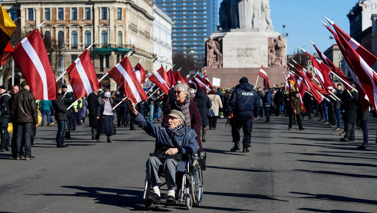 Латвийский ксенофоб.