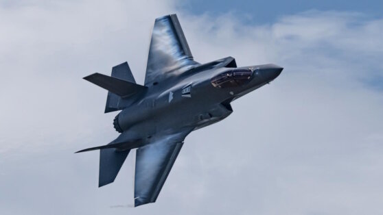    В Счетной палате США заявили, что программа F-35 отстала от графика на 12 лет Анна Белая