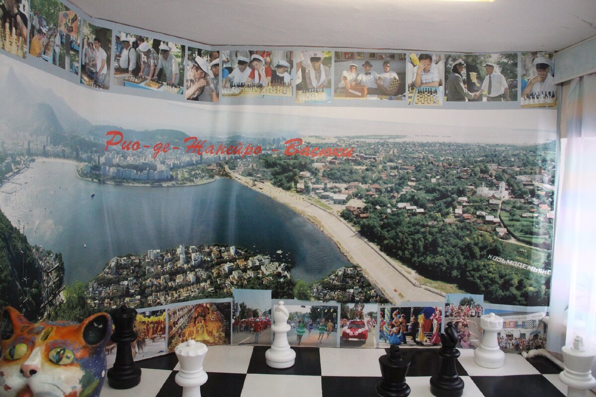 Листайте галерею