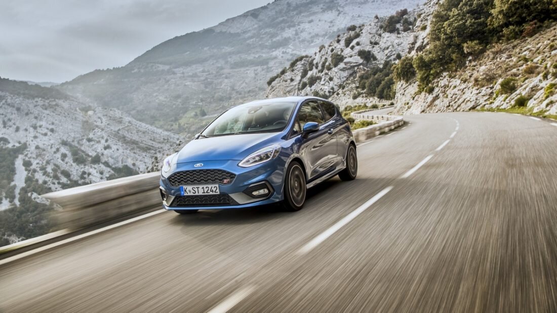 Ford Fiesta РѕР±РѕРё